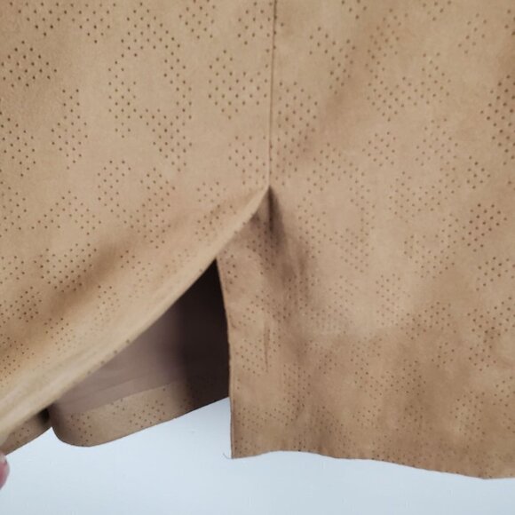 Chico's Pencil Skirt 3 US 16 Perforated cheetah Micro Suede Back Slit Side Zip - Picture 5 of 7